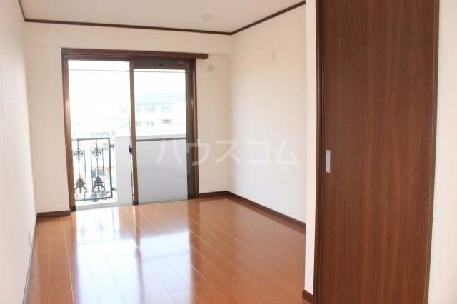 20/30 バルコニー