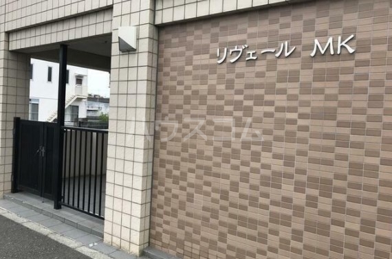 2/6 エントランス