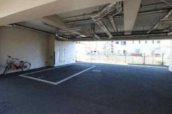 17/21 駐車場