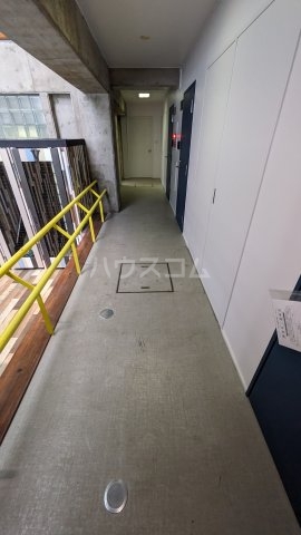 19/22 エントランス