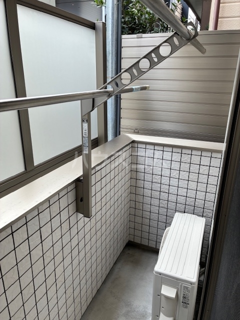 13/21 バルコニー