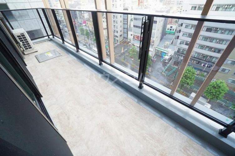 13/28 バルコニー