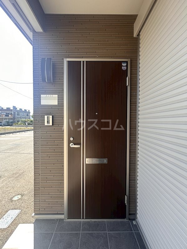 20/22 エントランス