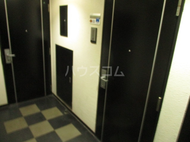 2/4 エントランス