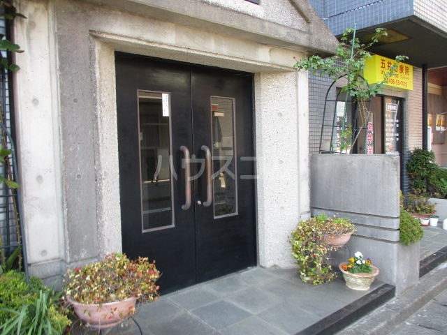 29/30 エントランス