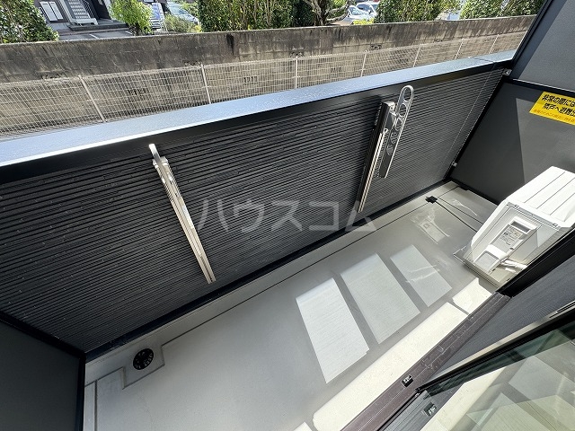 15/28 バルコニー