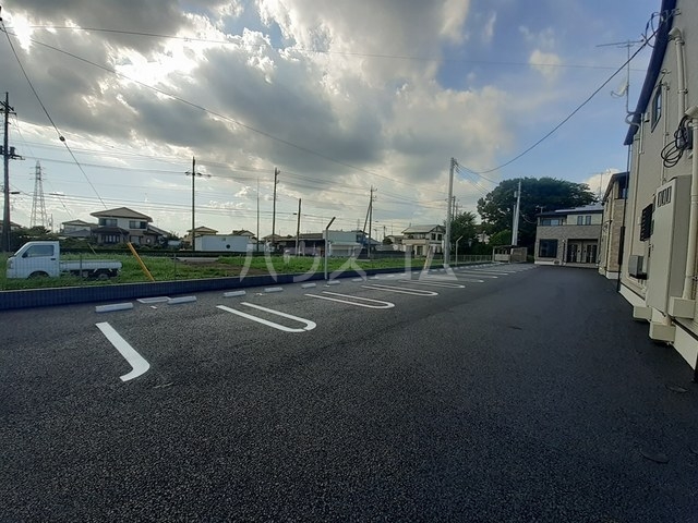 2/8 駐車場