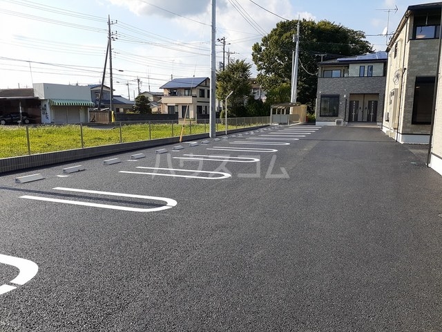 14/20 駐車場