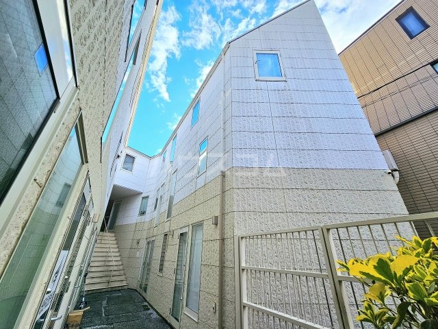 2/23 外観