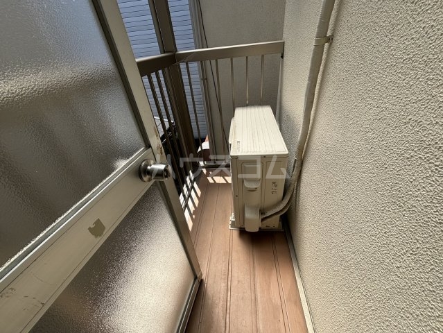 25/30 バルコニー