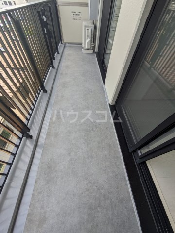 21/30 バルコニー