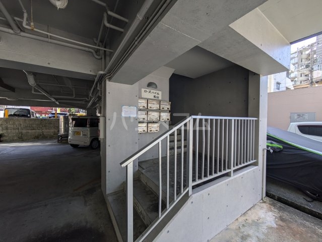 2/6 エントランス