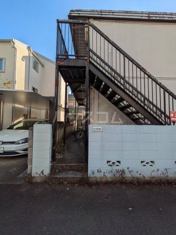 20/26 エントランス