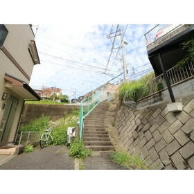 15/26 エントランス