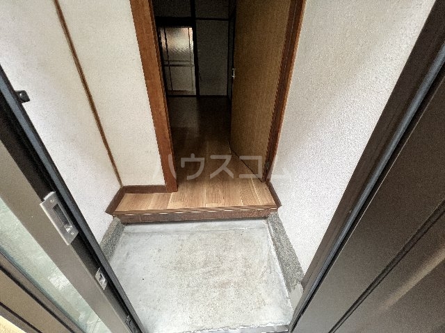 13/30 玄関