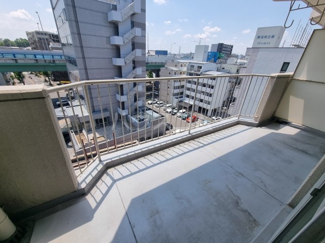 17/29 バルコニー