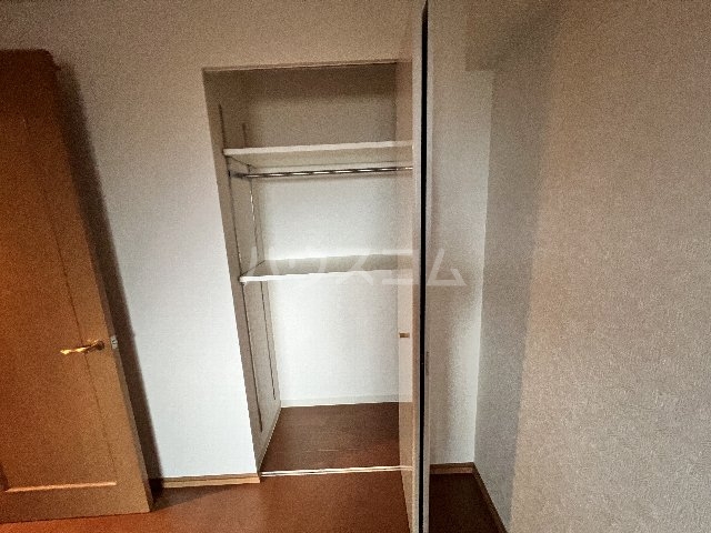 14/30 玄関