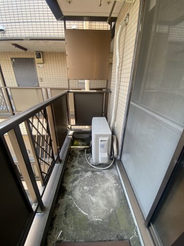 19/30 バルコニー