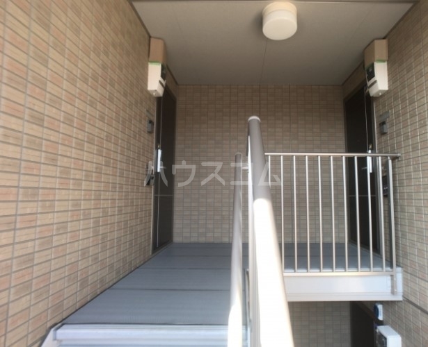 19/22 エントランス