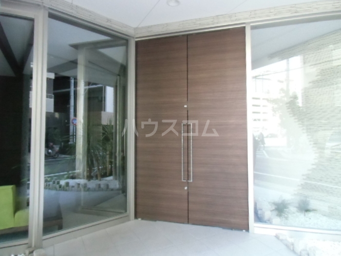 13/20 エントランス