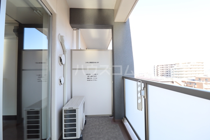 17/28 バルコニー