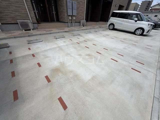 2/10 駐車場