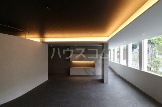 15/24 エントランス