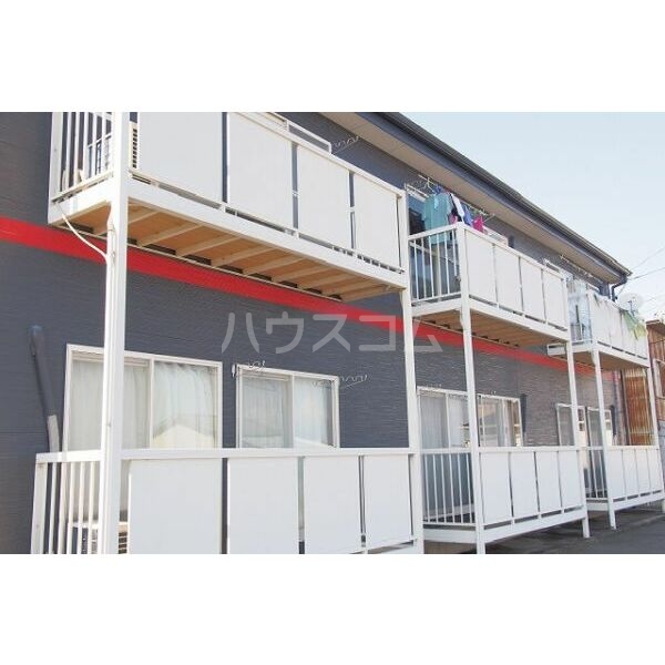 15/23 エントランス