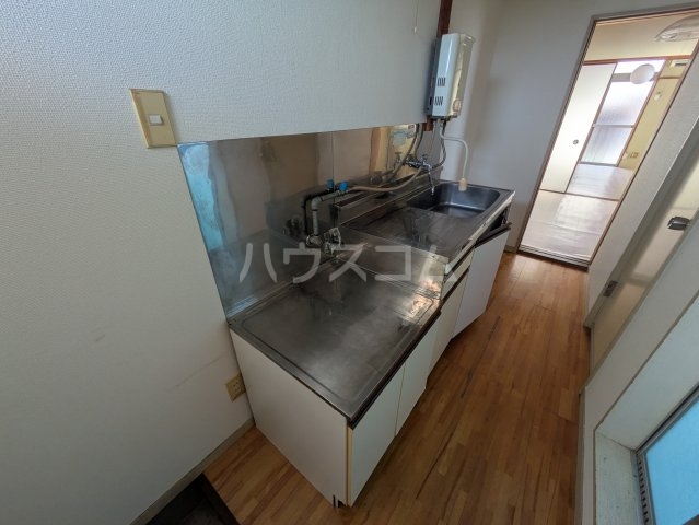 16/30 キッチン