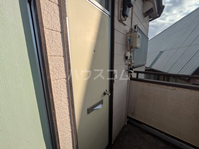 14/30 玄関