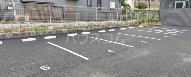 4/5 駐車場