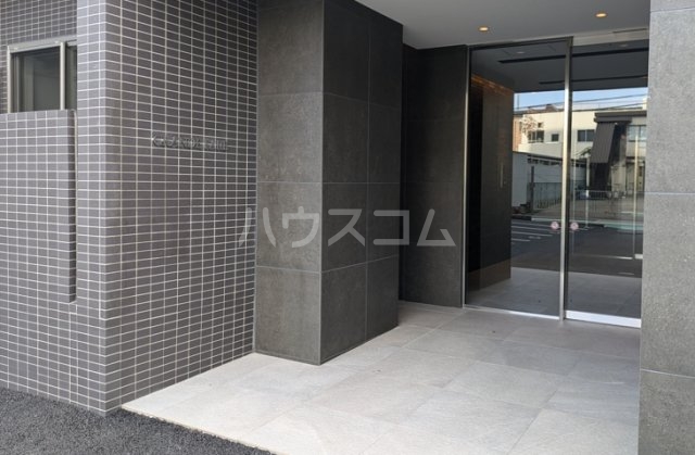 29/30 エントランス