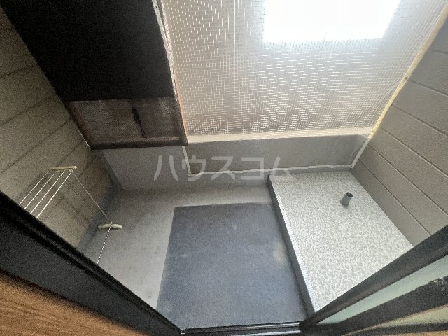 23/30 バルコニー