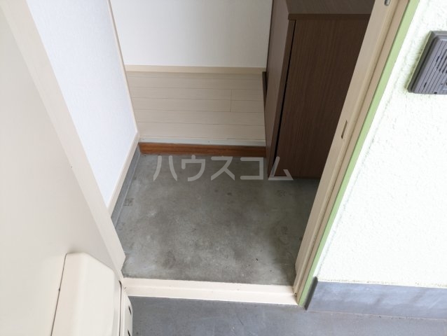 14/30 玄関