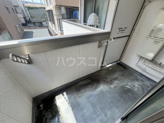 20/30 バルコニー