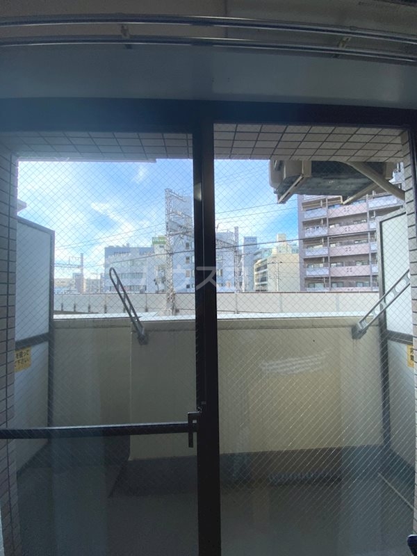 15/23 バルコニー
