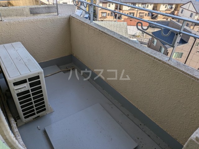 14/27 バルコニー