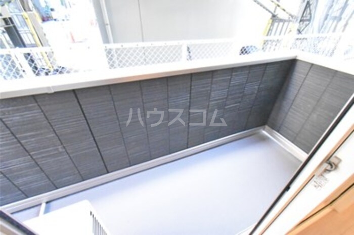 13/22 バルコニー