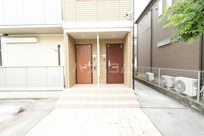 3/7 エントランス