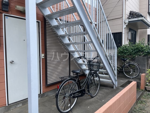 15/22 エントランス