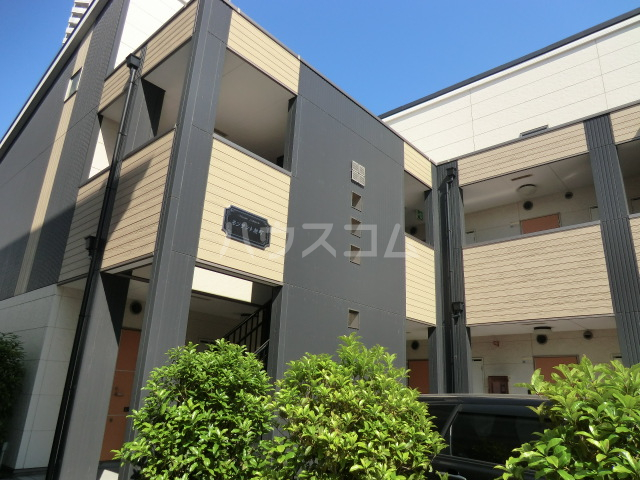 15/16 エントランス