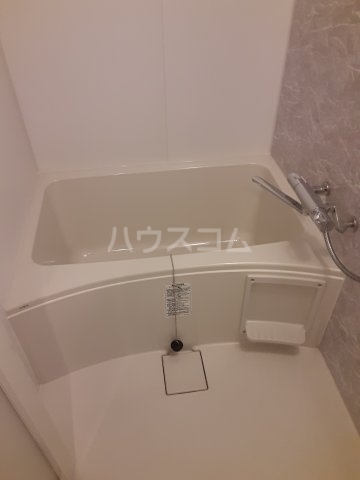 14/30 浴室