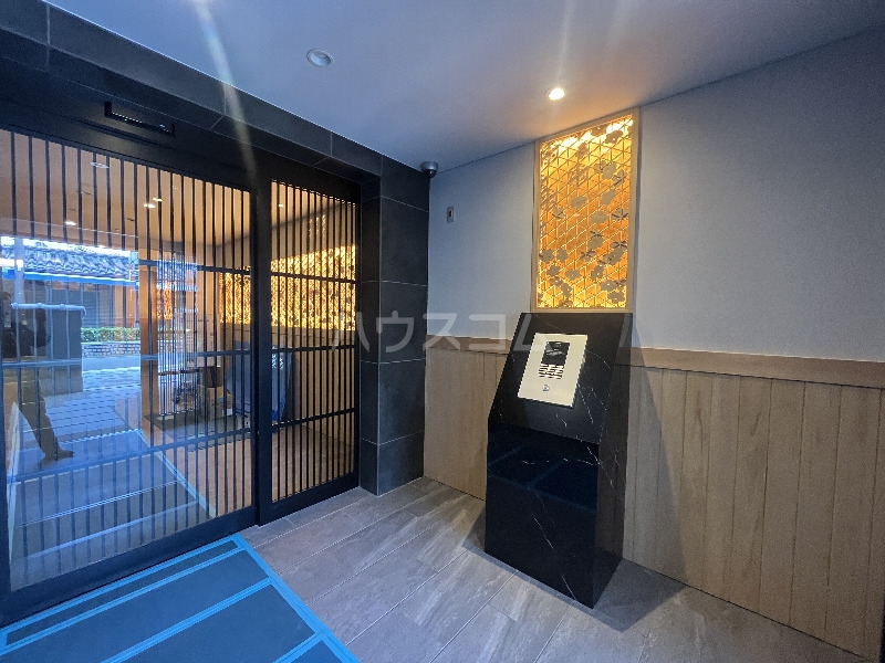 2/11 エントランス