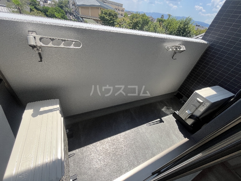 23/30 バルコニー
