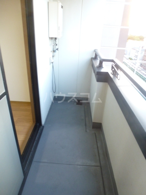 13/27 バルコニー