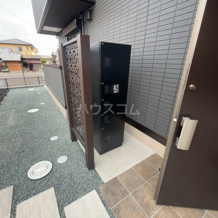 14/20 エントランス