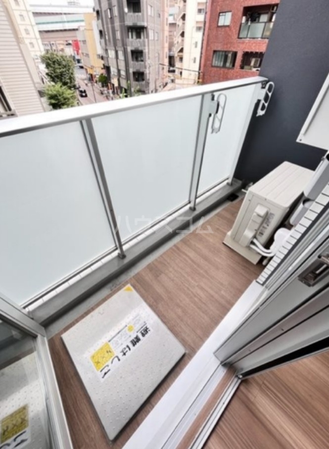 13/26 バルコニー