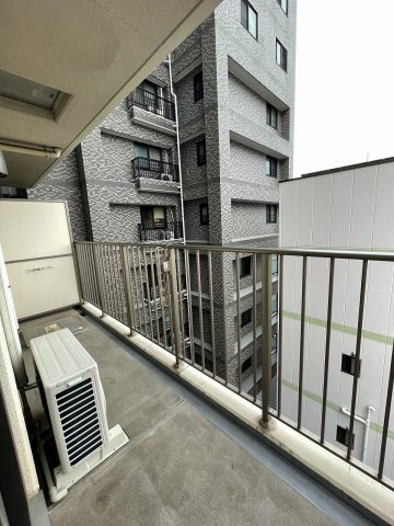 15/21 バルコニー