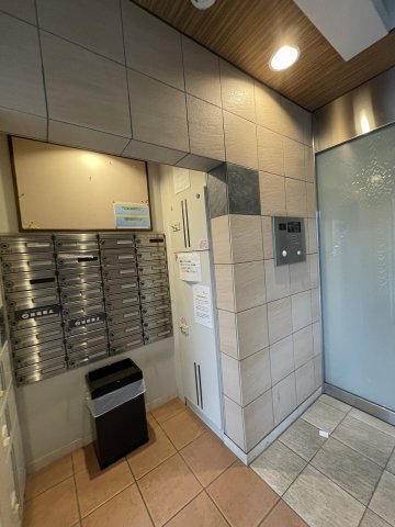 19/21 エントランス