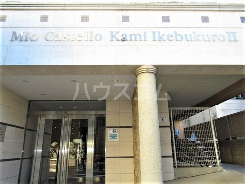 13/23 エントランス